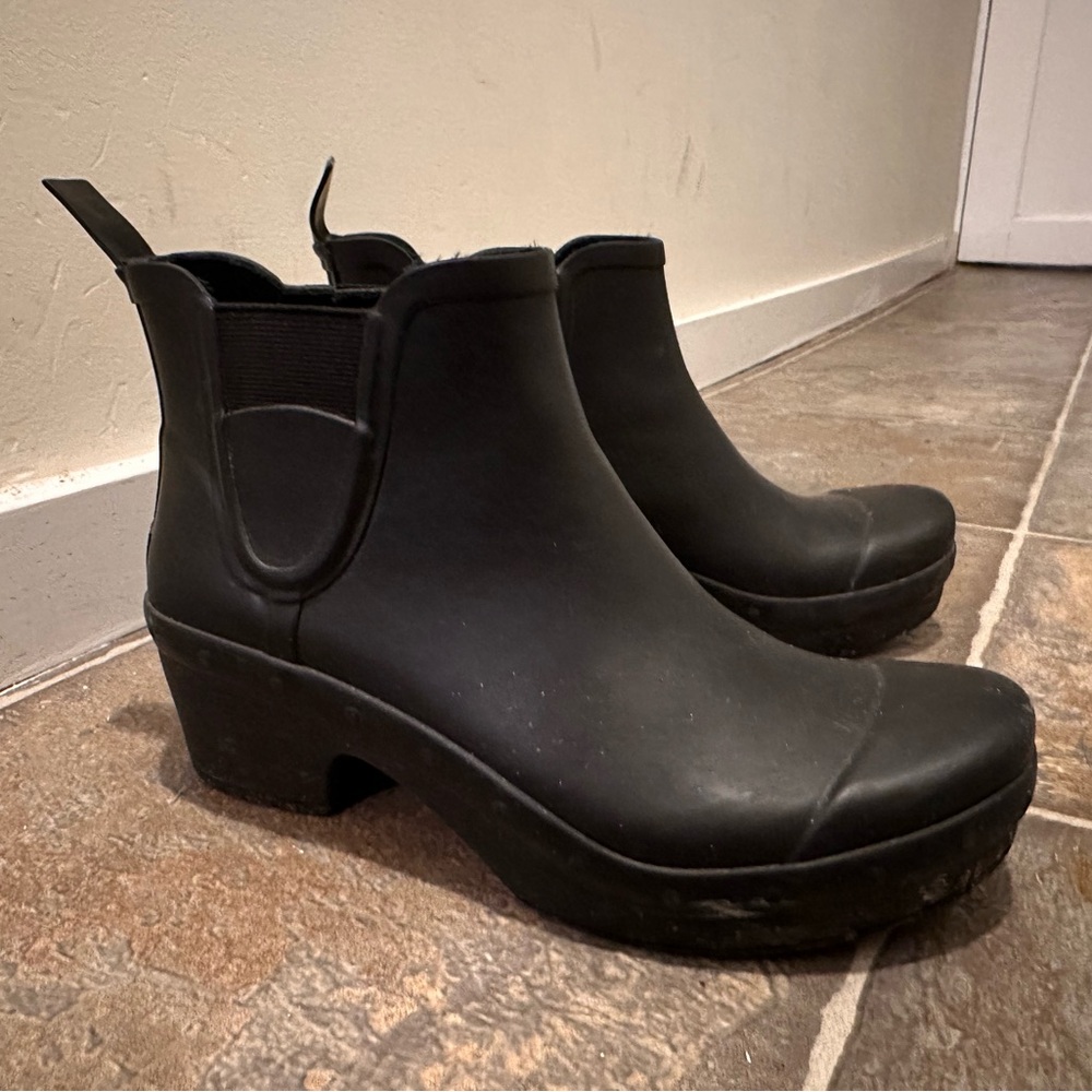 Dansko Black Women's Winter Ankle Boots
